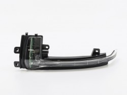 Pagrieziena radītājs spgulī Audi A4 B8 (2010-2015), kreisā pusē ― AUTOERA.LV