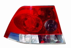 Aizmugures lukturis Opel Astra H (2007-2009), kreis.puse  ― AUTOERA.LV