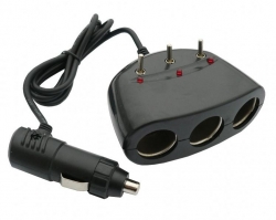 Pagarinatāja vads ar 3 uzgaliem un slēdzi, 12V  ― AUTOERA.LV