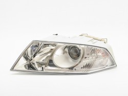 Передняя фара (D2S + H1 с линзой и моторчиком) Skoda Octavia (2004-2008), левая сторона ― AUTOERA.LV