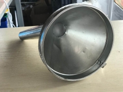 Metālā degvielas piltuve ar sietiņu, 7"/17.7cm  ― AUTOERA.LV