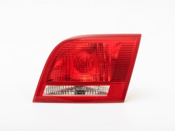 Aizm.lukturis  Audi A3 (2003-2008), vidus daļa, lab.pusē  ― AUTOERA.LV